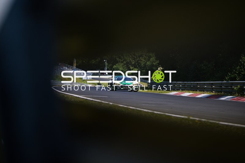 Rennfahrzeug auf der Nordschleife