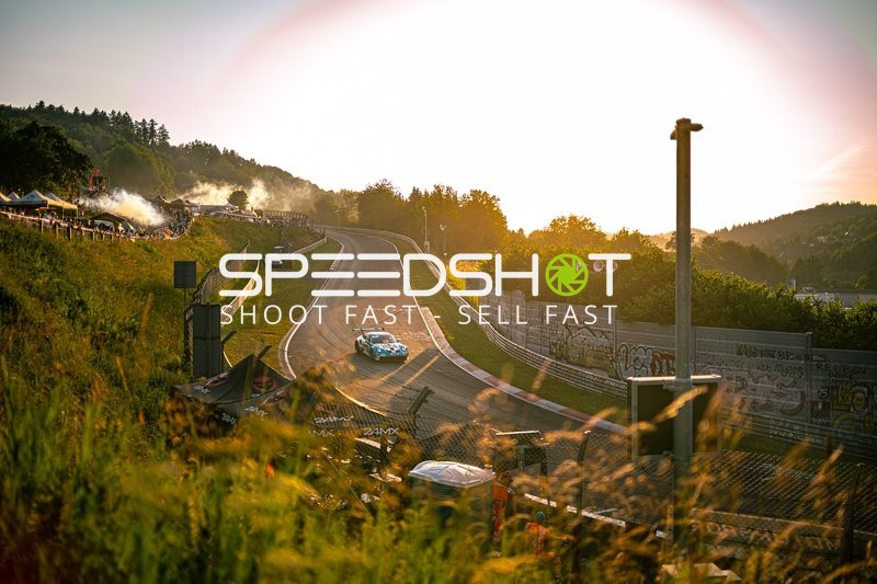 Rennfahrzeug auf der Nordschleife