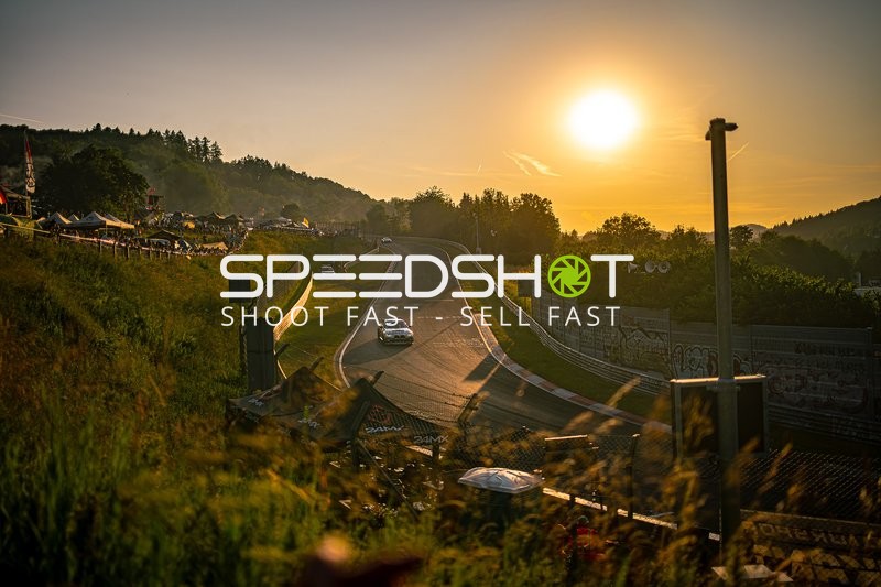 Rennfahrzeug auf der Nordschleife