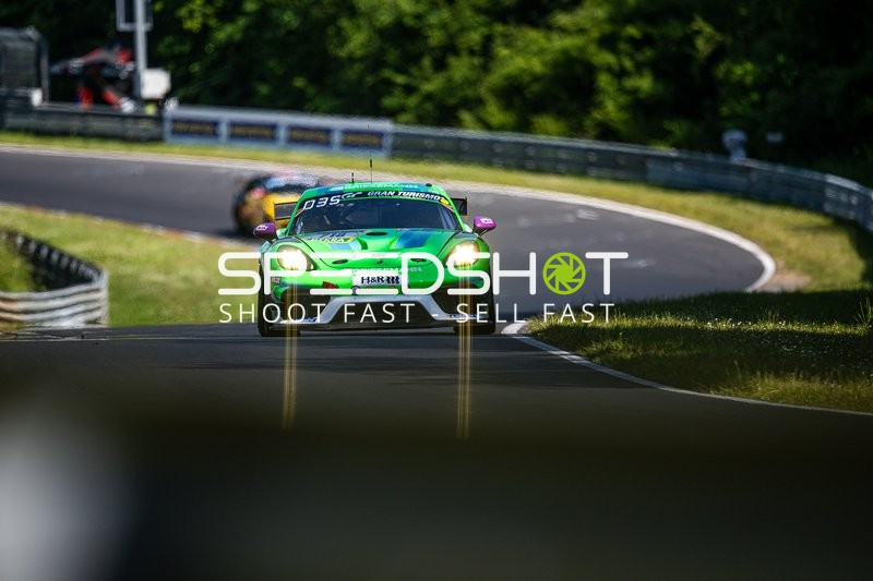 Rennfahrzeug auf der Nordschleife