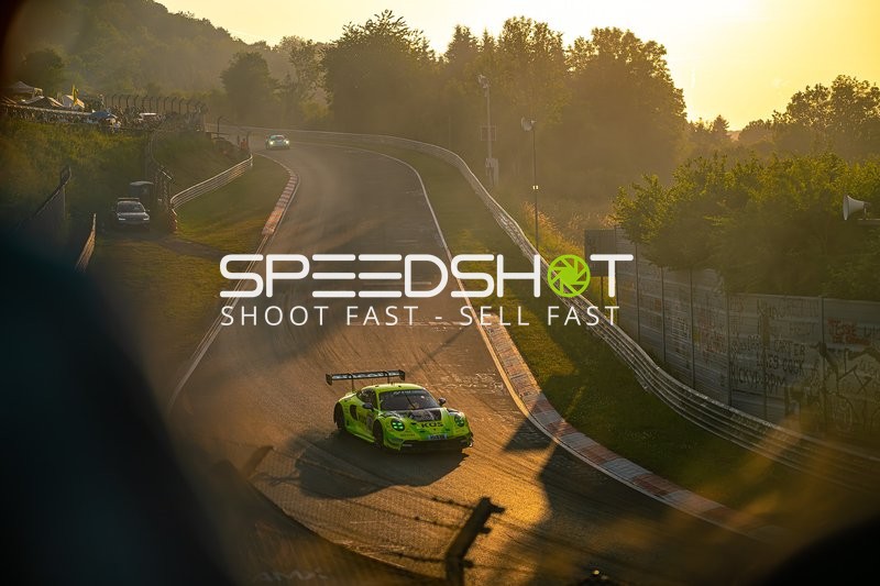 Rennfahrzeug auf der Nordschleife