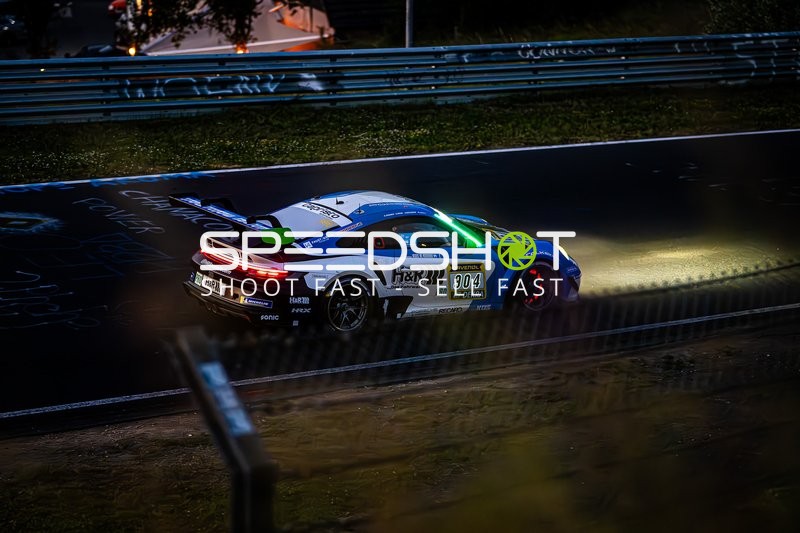 Rennfahrzeug auf der Rennstrecke