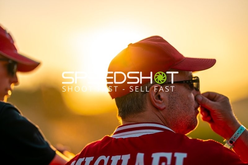 Zuschauer beim 24h Rennen 2025