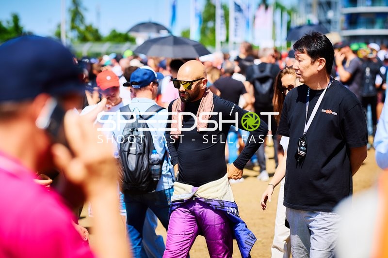 Zuschauer beim 24h Rennen 2025