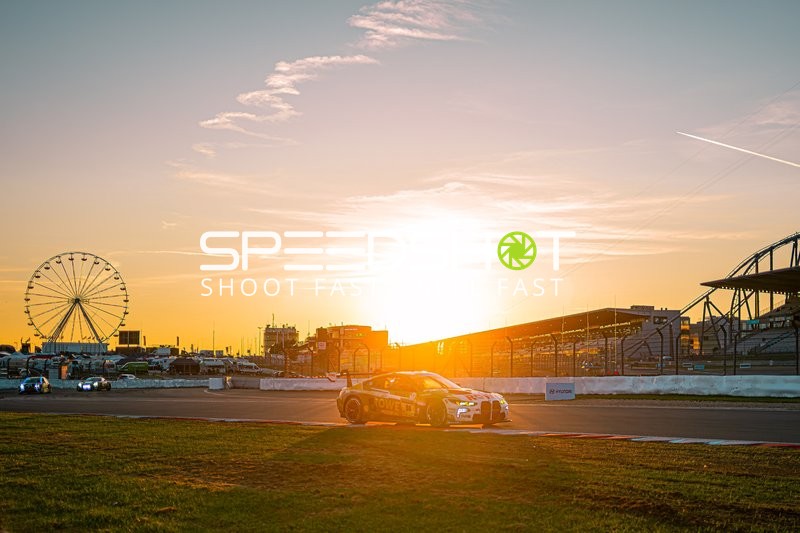 Augusto Farfus (98, ROWE RACING) auf Strecke