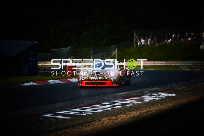 Rennfahrzeug auf der Nordschleife