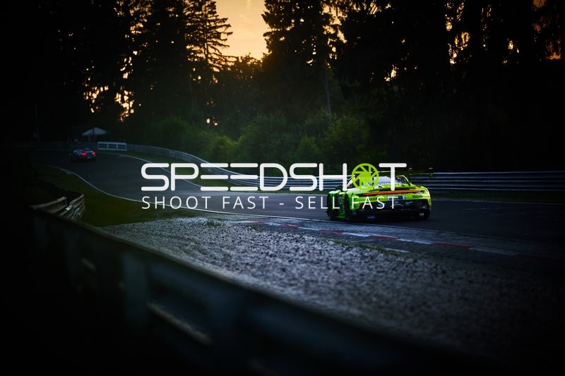 Rennfahrzeug auf der Nordschleife