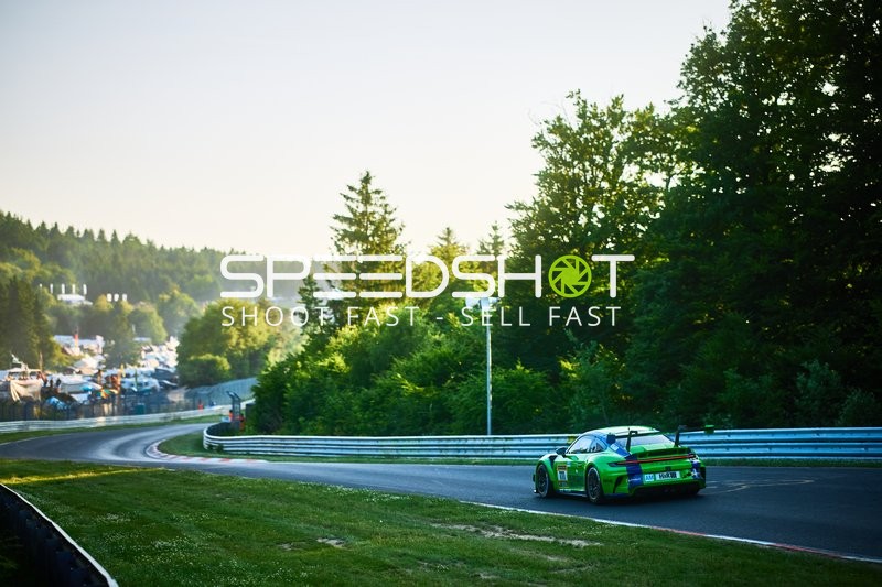 Rennfahrzeug auf der Nordschleife