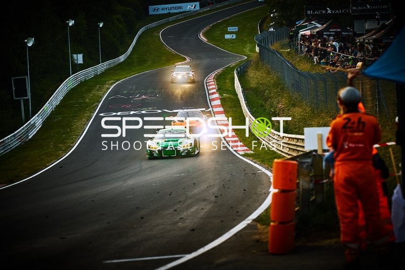 Rennfahrzeuge auf der Nordschleife
