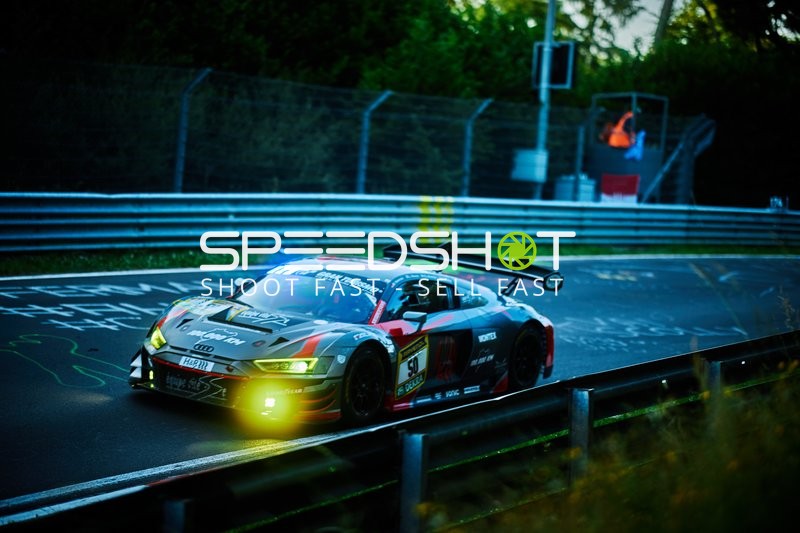 Rennfahrzeug auf der Nordschleife