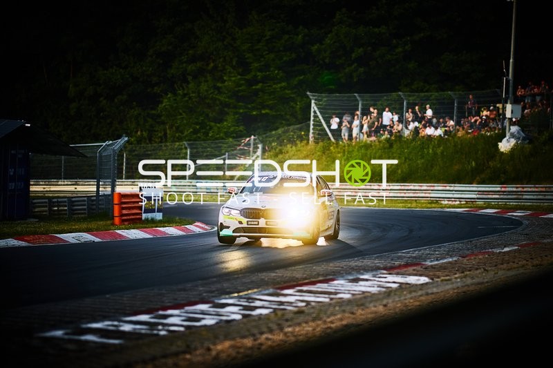 Rennfahrzeug auf der Nordschleife