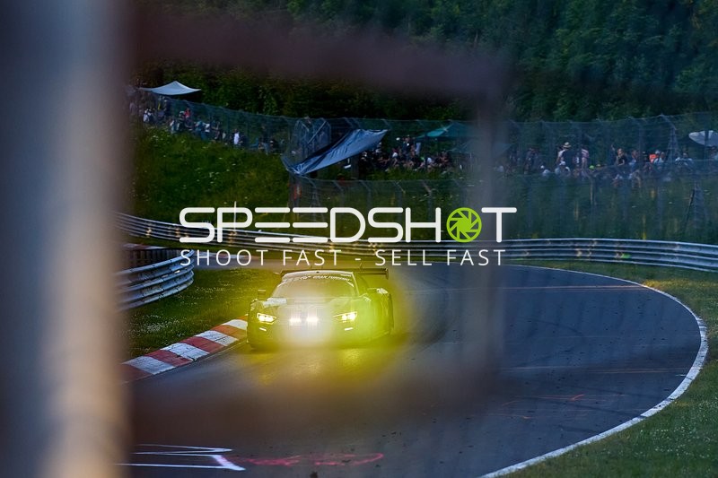 Rennfahrzeug auf der Nordschleife