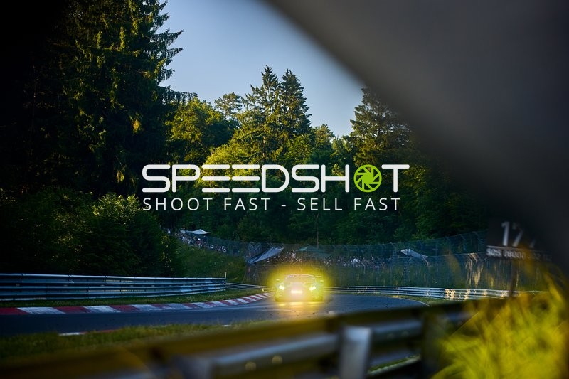 Rennfahrzeug auf der Nordschleife