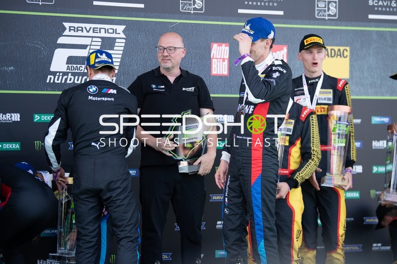 Siegerpodium 24h Rennen 2025