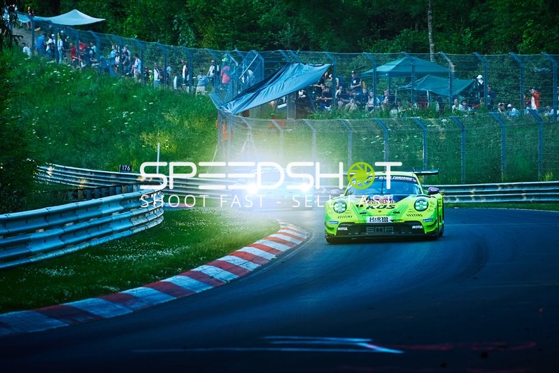 Rennfahrzeuge auf der Nordschleife