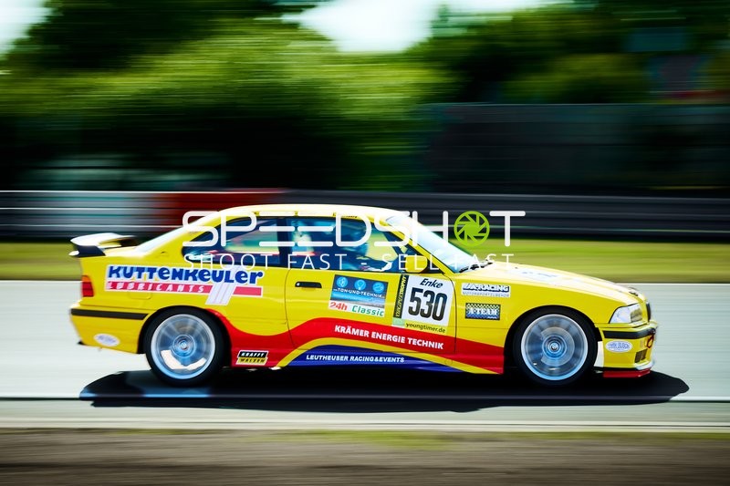 Rennfahrzeug auf der Nordschleife