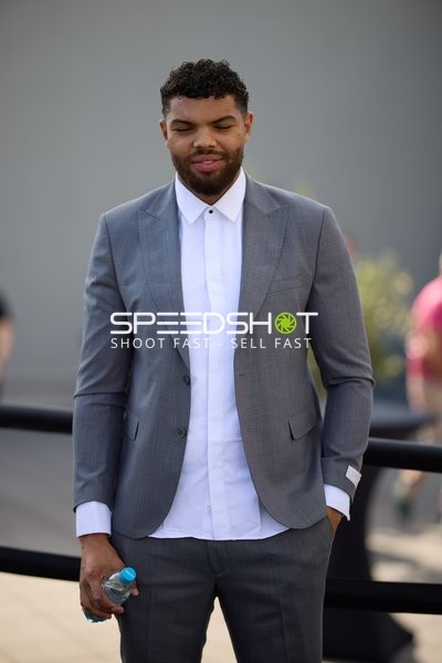 Ringside-Zone Face-Off