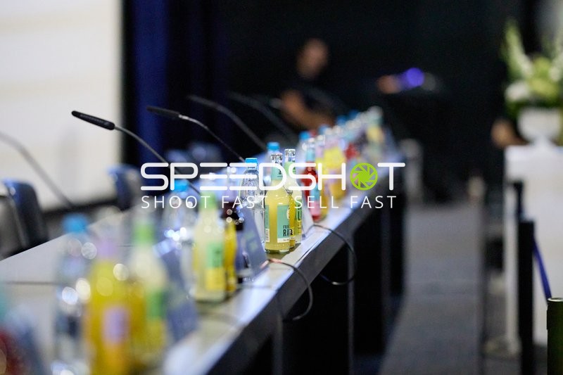 Ringside-Zone Face-Off Pressekonferenz