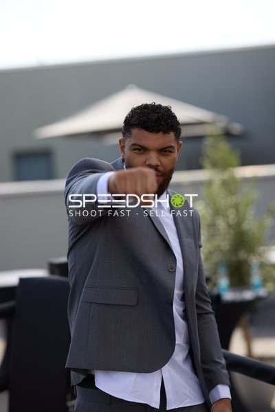 Ringside-Zone Face-Off