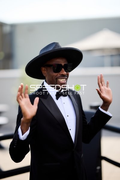 Ringside-Zone Face-Off