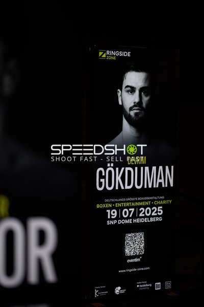 Ringside-Zone Face-Off