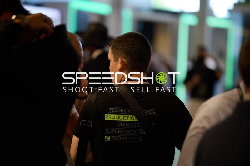 Ringside-Zone Face-Off