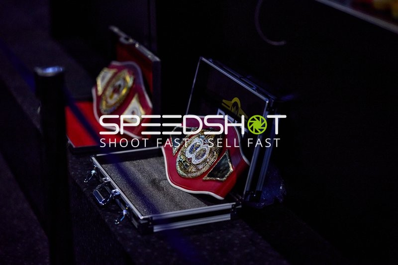 Ringside-Zone Face-Off