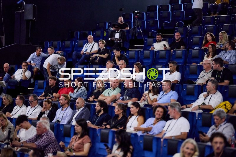 Publikum bei Ringside-Zone Face-Off