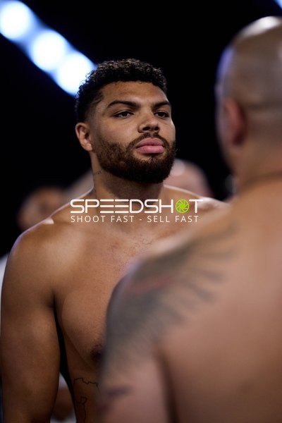 Ringside-Zone Face-Off