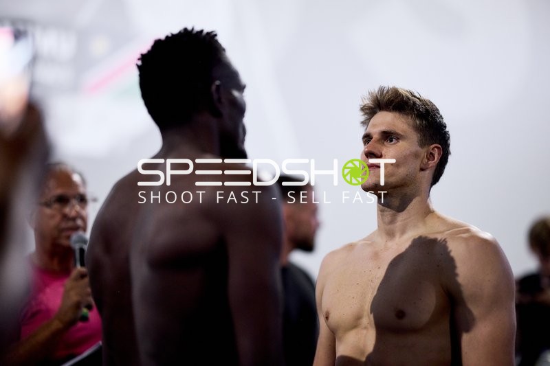 Ringside-Zone Face-Off