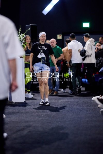 Ringside-Zone Face-Off