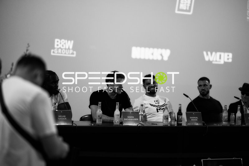 Ringside-Zone Face-Off Pressekonferenz