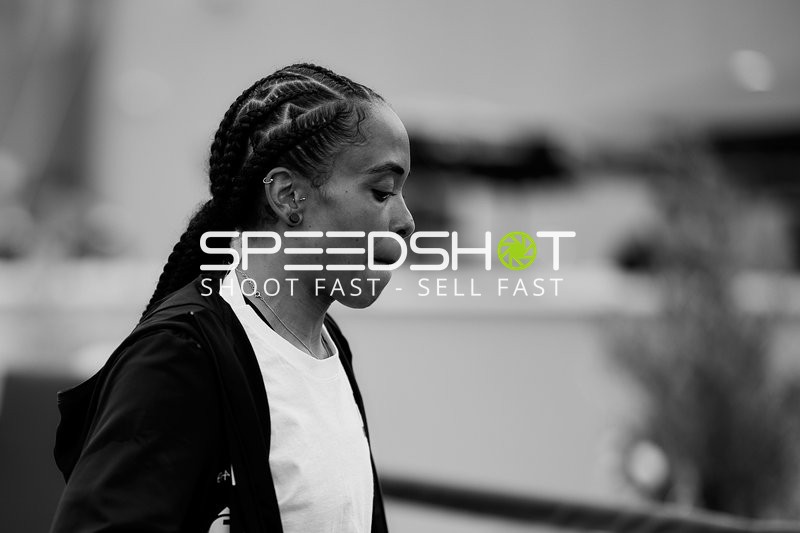 Ringside-Zone Face-Off