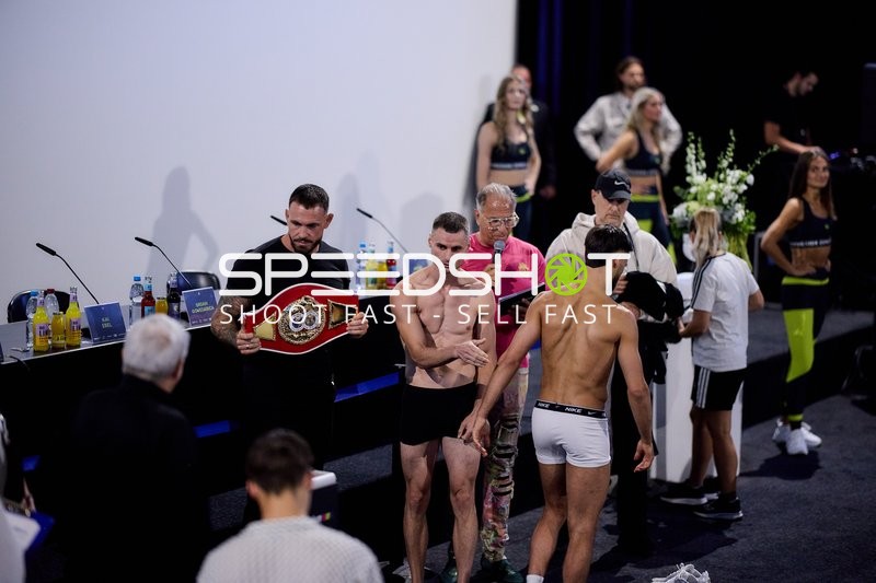 Ringside-Zone Face-Off