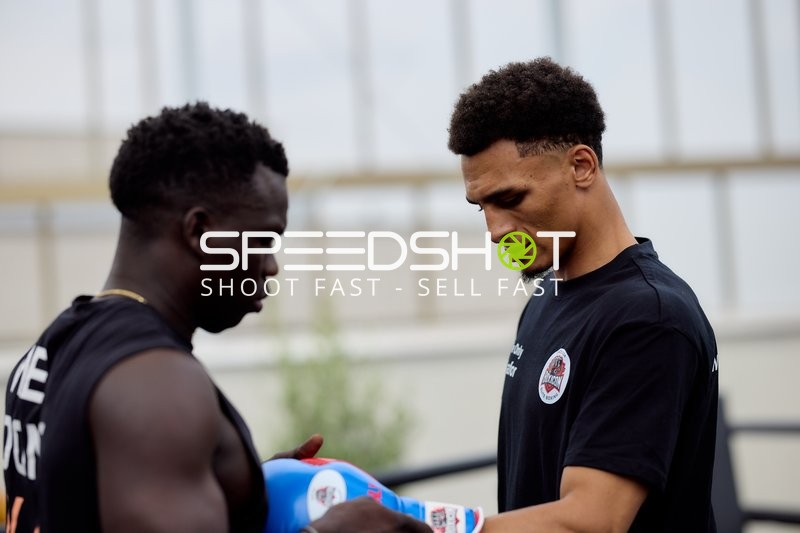 Ringside-Zone Face-Off