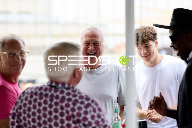 Ringside-Zone Face-Off Pressekonferenz