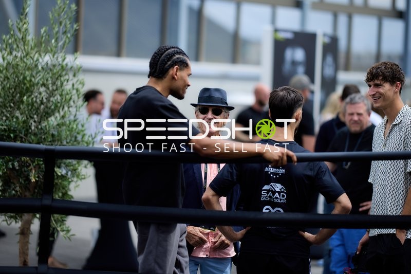 Ringside-Zone Face-Off in Heidelberg