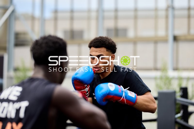 Boxer Alexander Okafor (108; VIP) beim Training