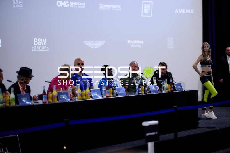 Ringside-Zone Face-Off Pressekonferenz