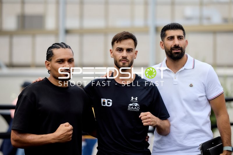 Ringside-Zone Face-Off