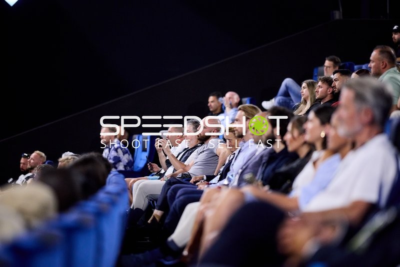 Publikum bei Ringside-Zone Face-Off