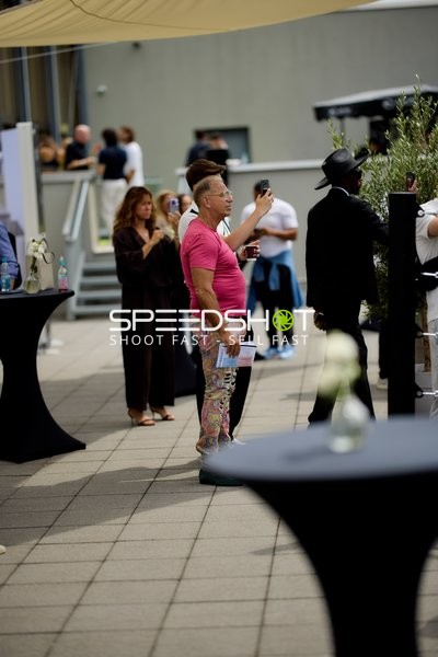 Ringside-Zone Face-Off Pressekonferenz