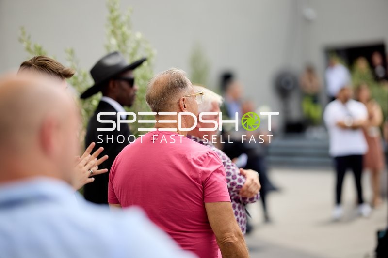 Ringside-Zone Face-Off