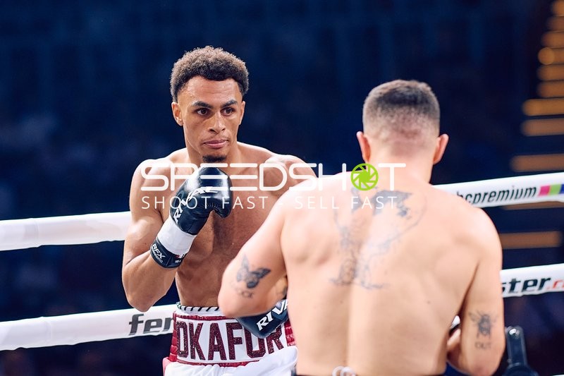 Alexander Okafor (108; VIP) fokussiert im Ring