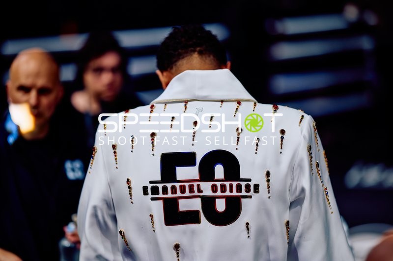 Boxer Emanuel Odiase in Ringside Zone