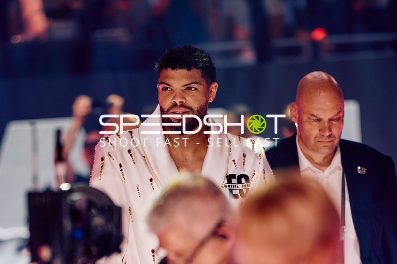 Emanuel Odiase in Ringside Zone