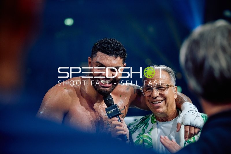 Boxer Schwergewicht und Moderator