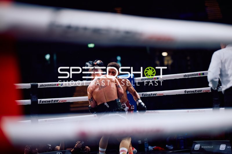 Boxkampf mit Alexander Okafor (108; VIP)