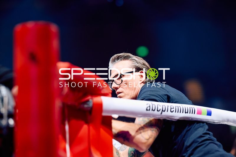 Trainer an der Ringside Zone