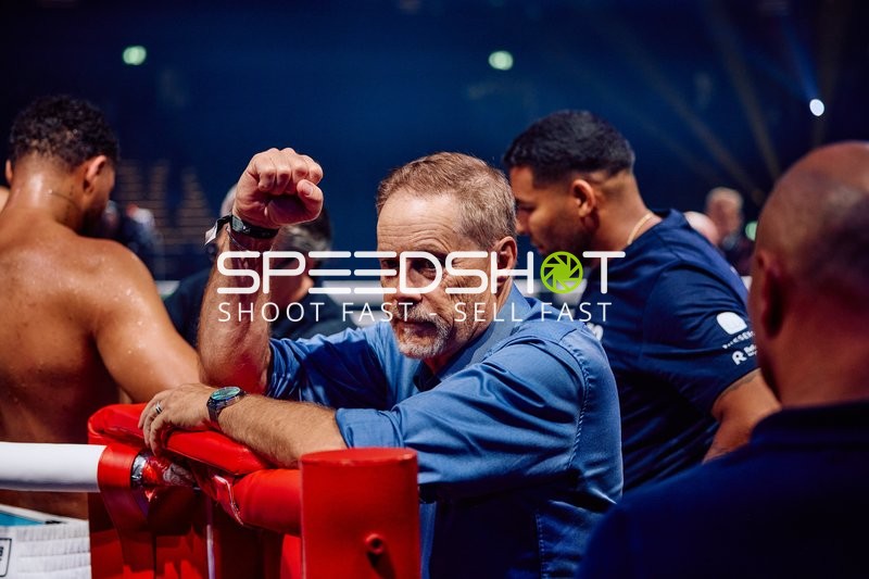 Trainer an der Ringside Zone